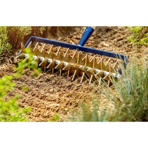 Cultivator rotary hand - cultivator, soil
